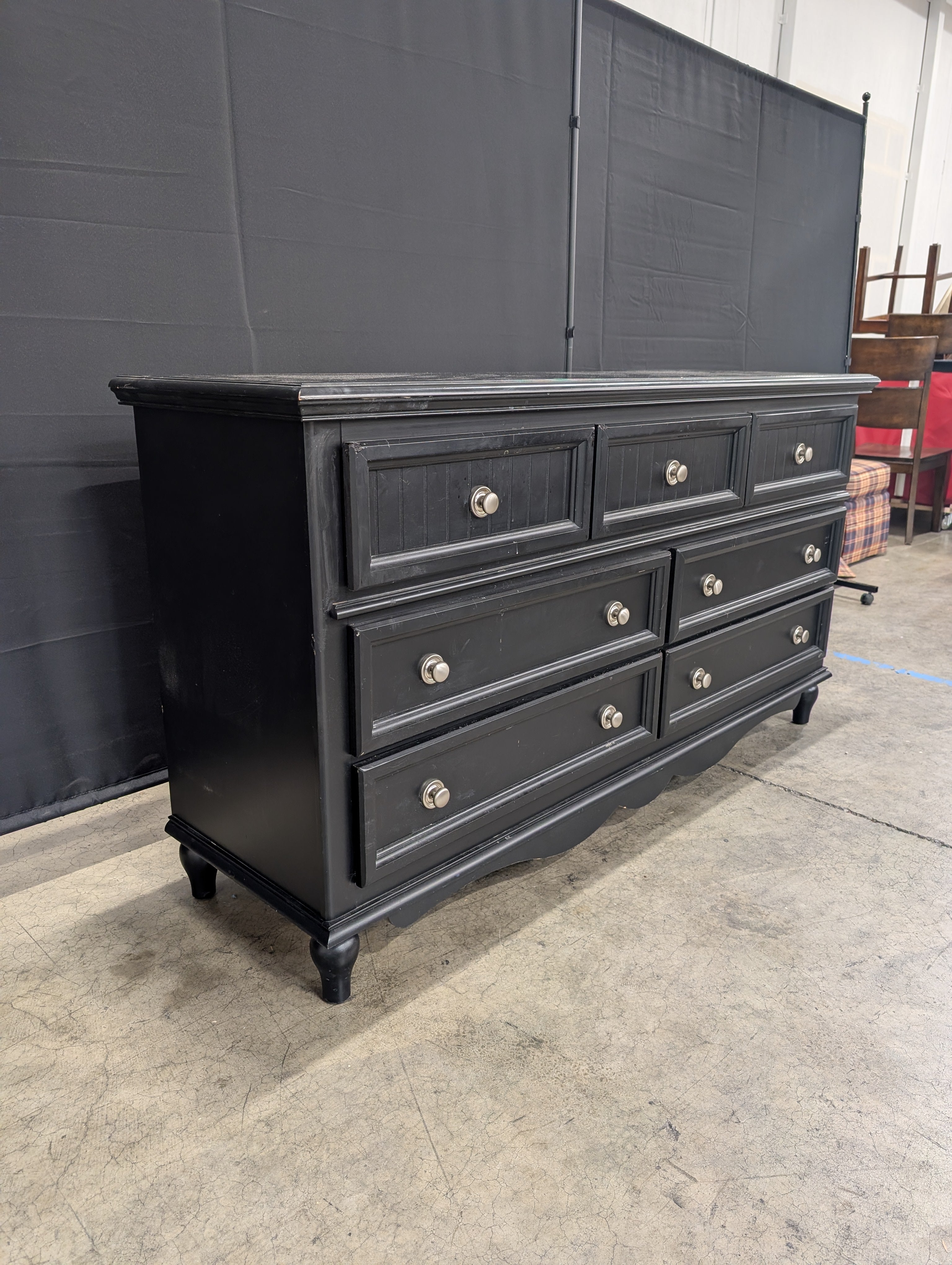 Bassett Furniture Black Seven Drawer Dresser
