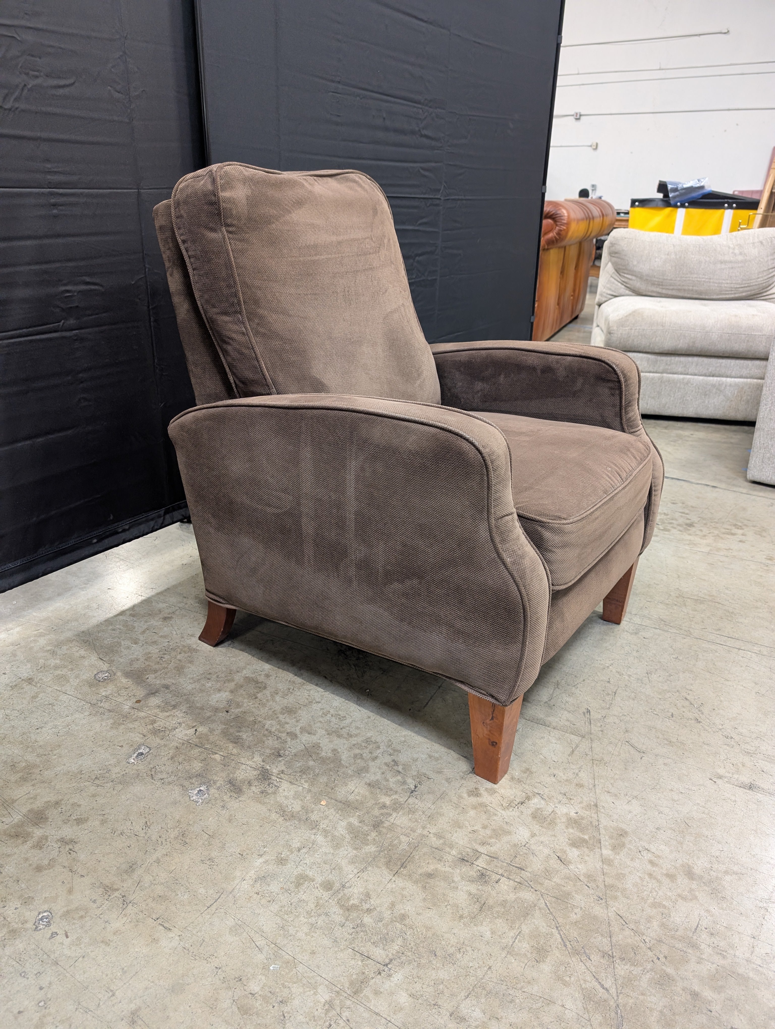 Cozy Brown Textured Fabric Armchair with Wood Legs