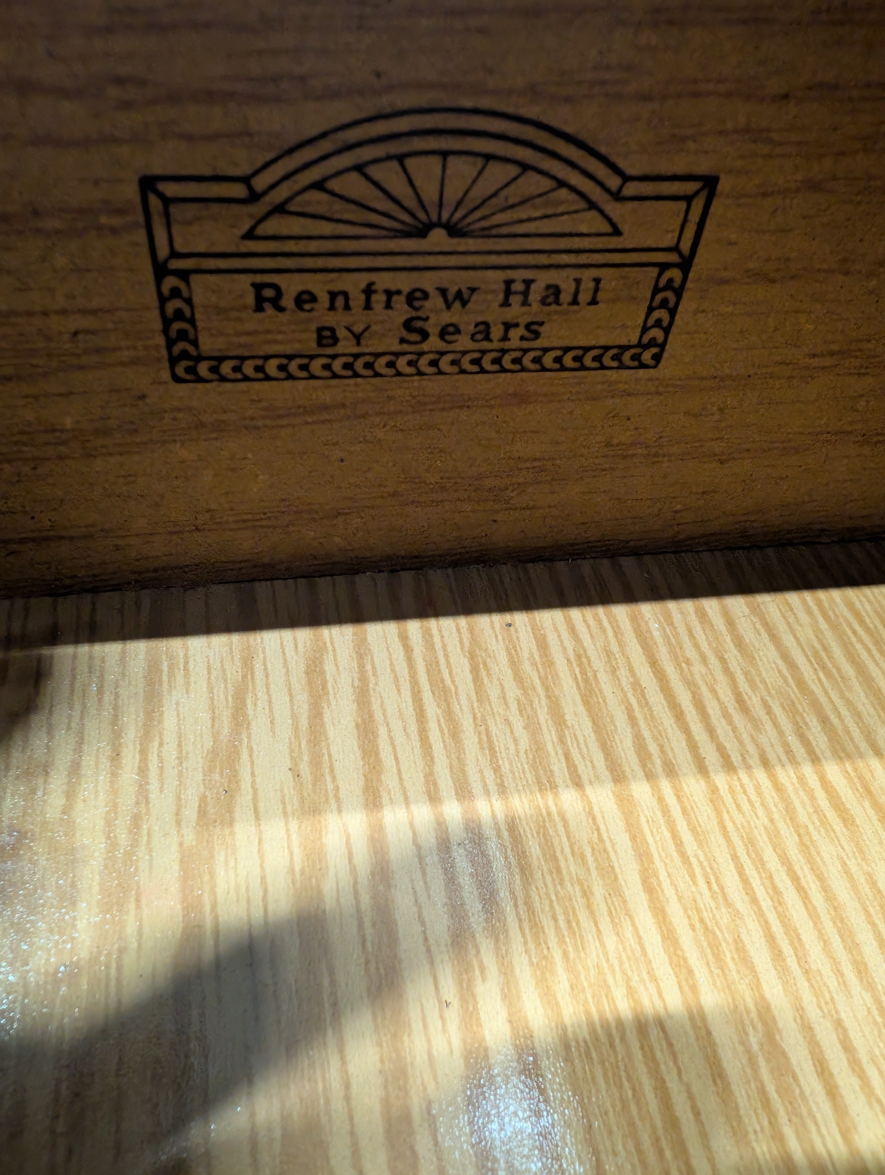 Traditional Renfrew Hall China Cabinet