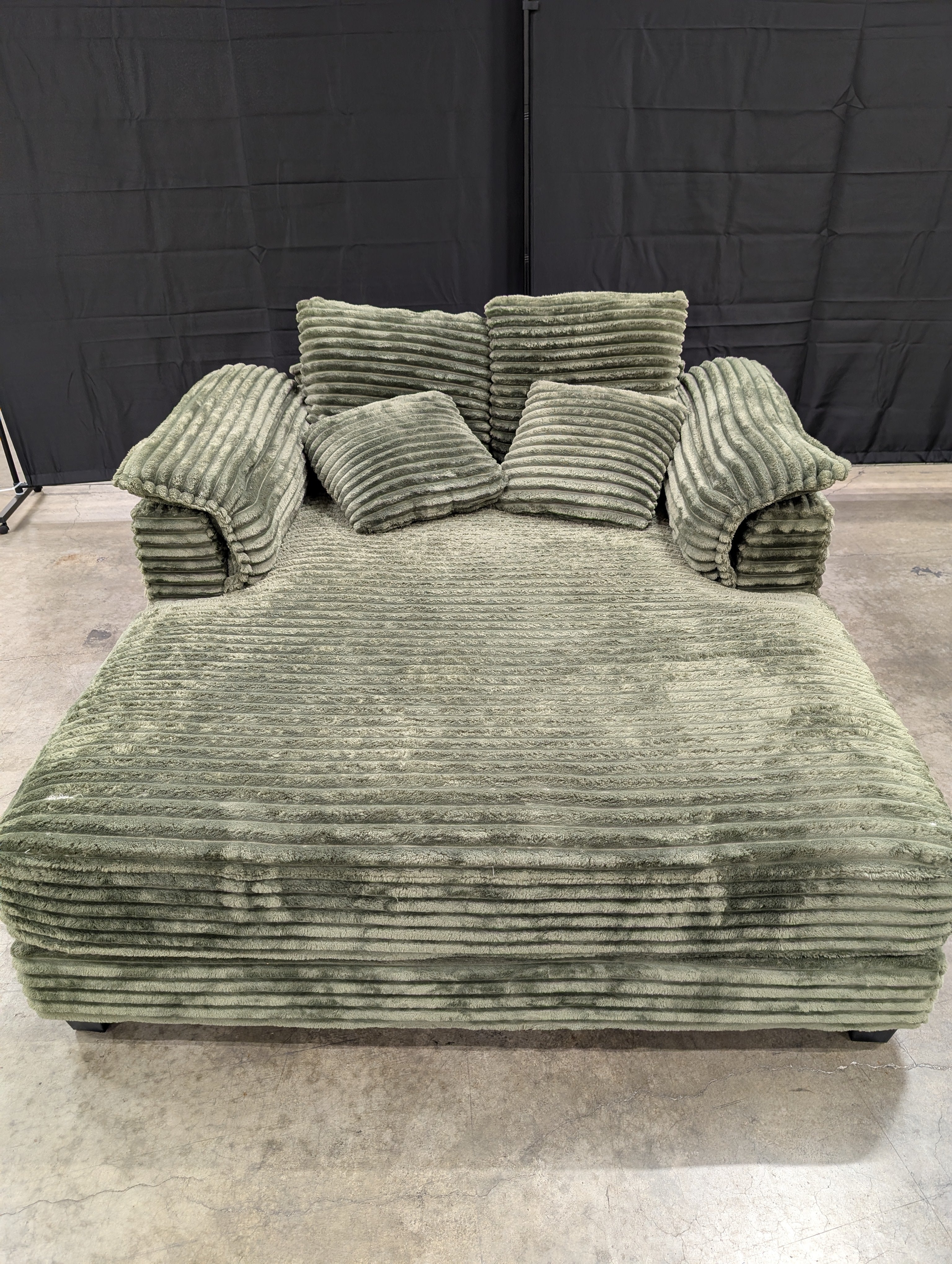 Plush Green Fabric Chaise Lounge Sectional Piece