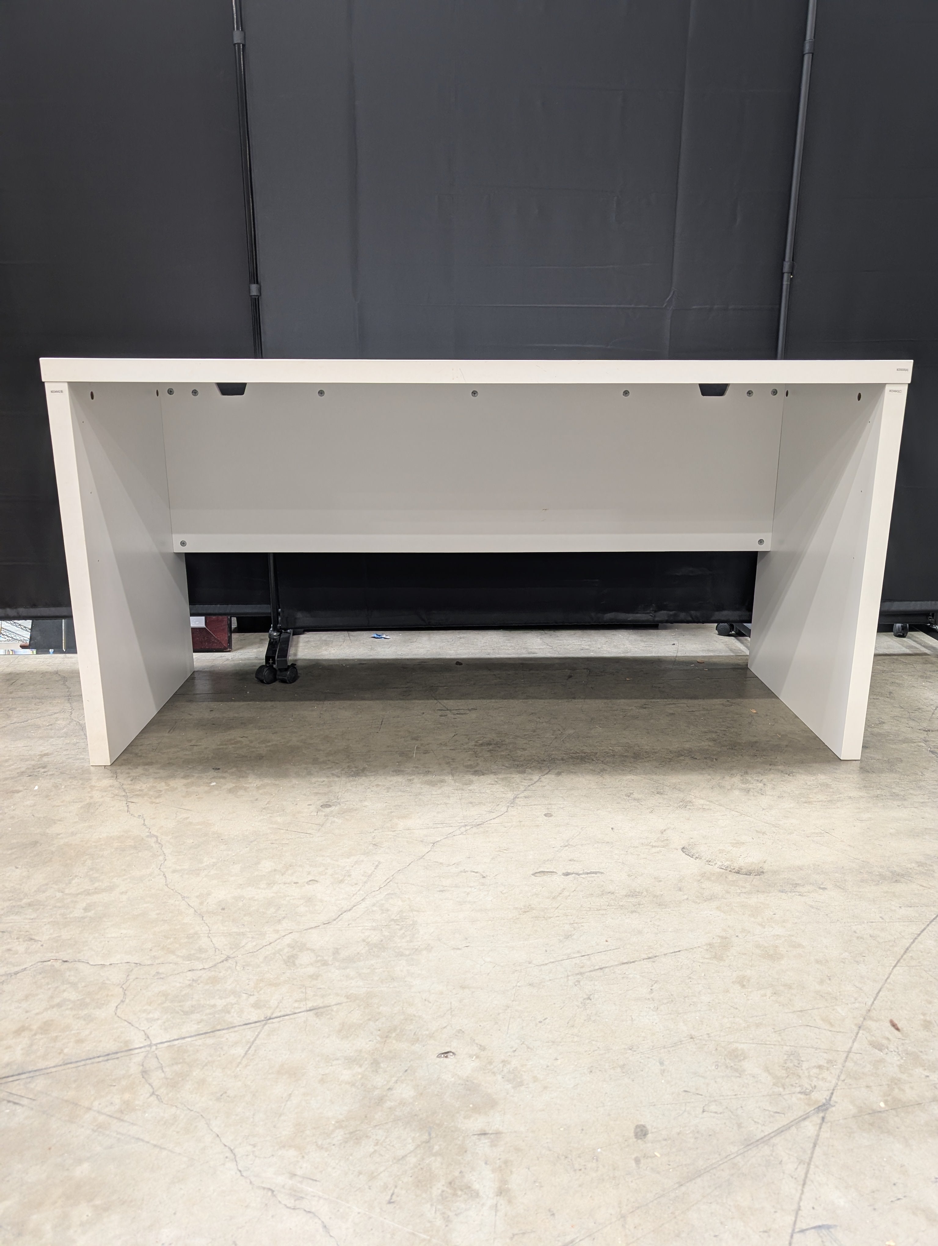 Modern White Home Office Desk with Curved Front