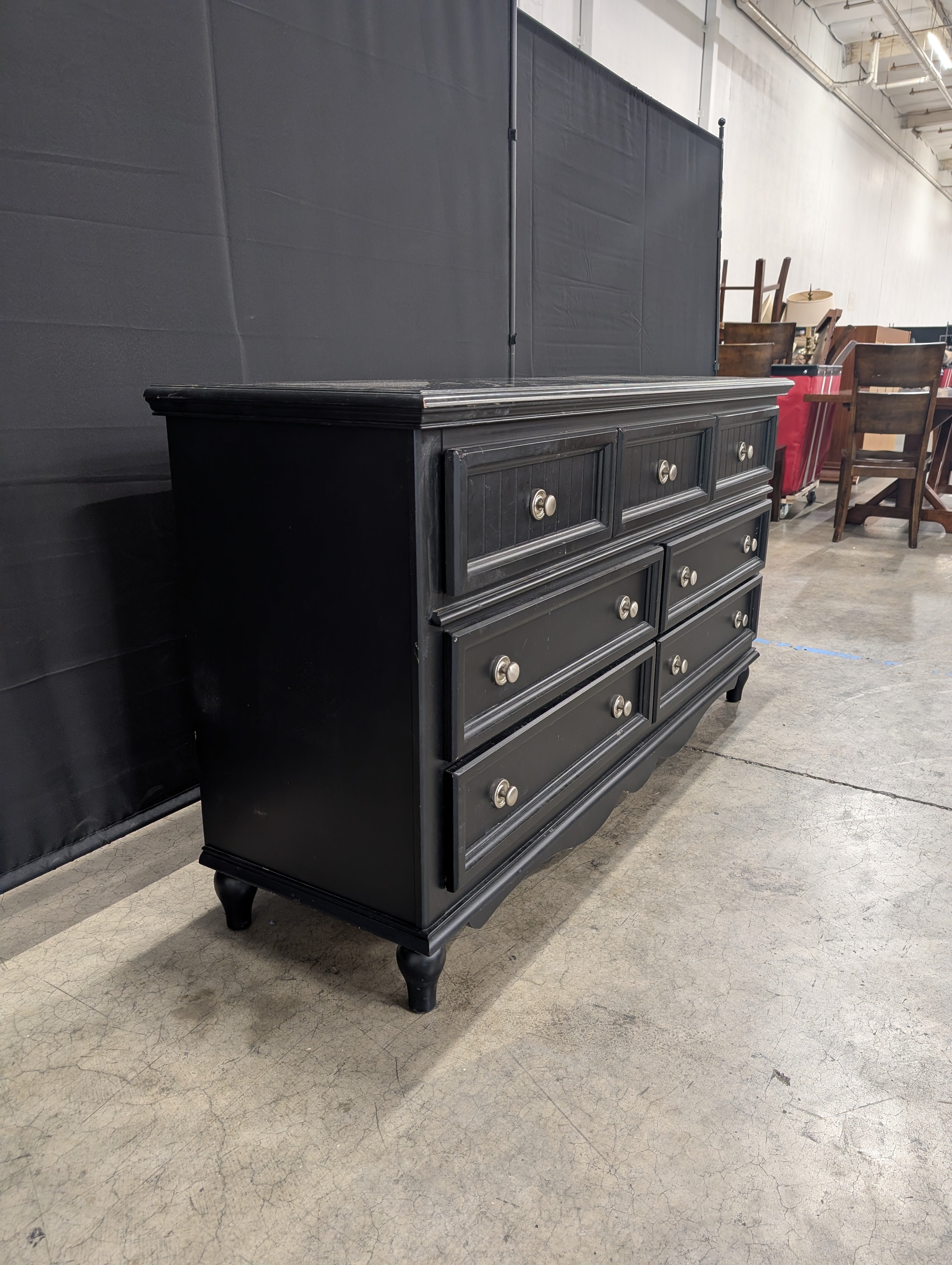 Bassett Furniture Black Seven Drawer Dresser